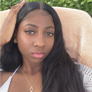 Meet your Posher, Brianna